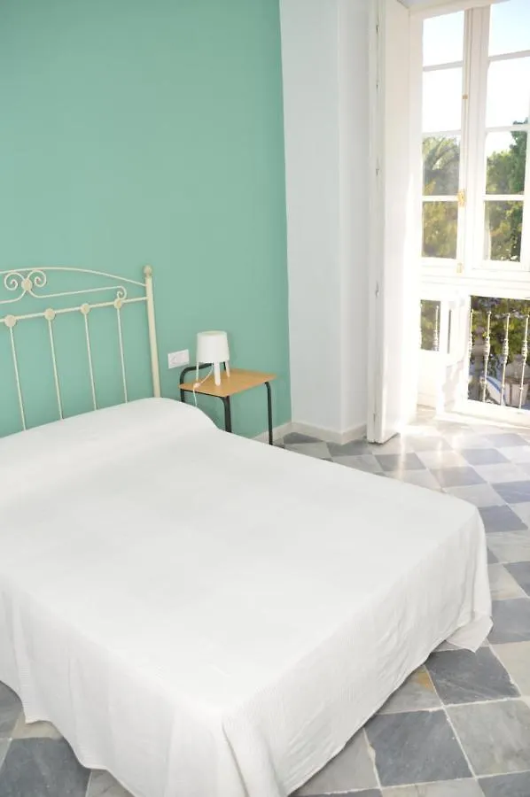 Guest house Pension Las Cuatro Naciones Cadiz Spain